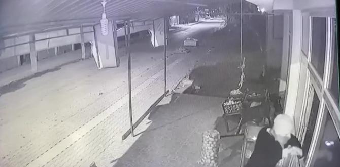Kapıyı açmak isteyen hırsız camın kırılmasıyla paniğe kapılınca diğer camları da kırdı