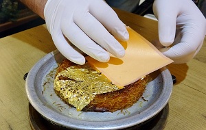 Altın kaplamalı künefe