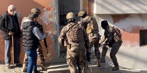 İskenderun’da 400 polis ile narkotik operasyonu