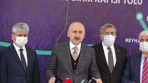 Bakan Karaismailoğlu: “Projelerimiz üretimi, istihdamı, turizmi ve tarımı geliştiriyor”