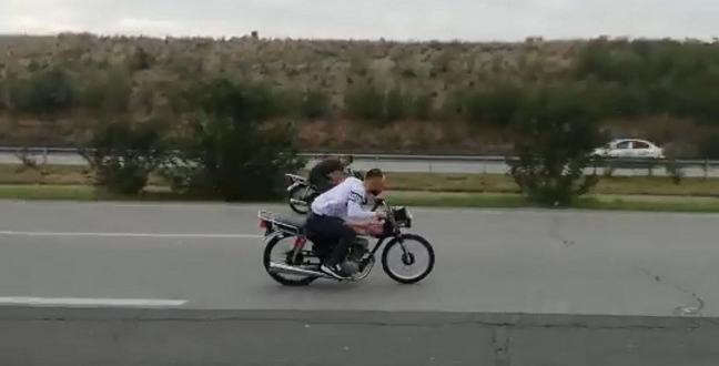 Otoyolda yarış yapan motosiklet sürücülerine ceza yağdı