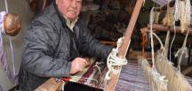 12 metrekareden dünyaya açılan el dokuması kilim