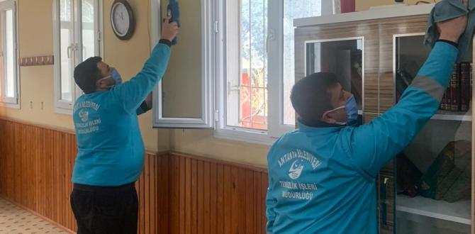 İBADETHANELERDE TEMİZLİK ÇALIŞMALARI TİTİZLİKLE YÜRÜTÜLÜYOR