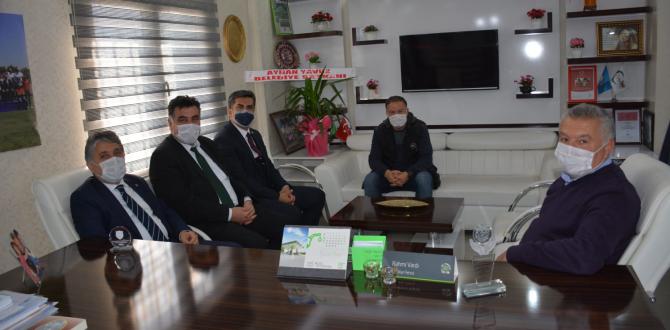 BAŞKAN YAVUZ ÇALIŞAN GAZETECİLER GÜNÜ DOLAYISIYLA YEREL BASINA KUTLAMA ZİYARETİNDE BULUNDU