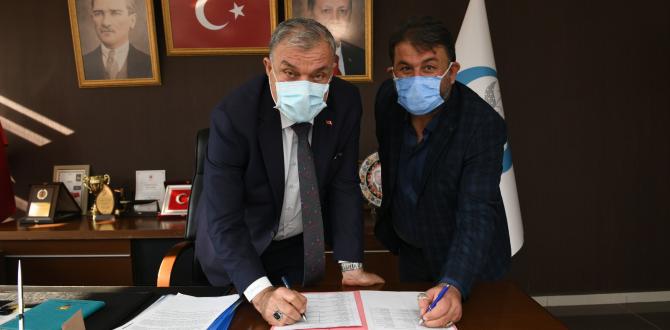 BAŞKAN YILMAZ, KADROLU İŞÇİLER İÇİN HİZMET İŞ SENDİKASI İLE TOPLU İŞ SÖZLEŞMESİNİ İMZALADI