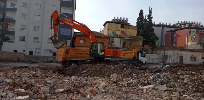 BAŞKAN YAVUZ; “HÜKÜMET KONAĞI KAZI ÇALIŞMALARINA BAŞLADIK. İLÇEMİZE HAYIRLI OLSUN”