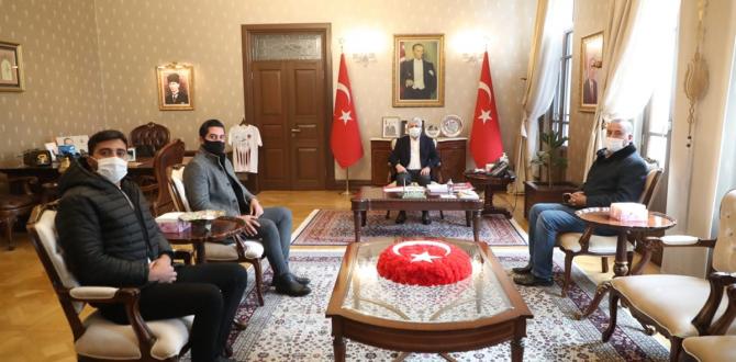 Şehit Ailesinden Vali Doğan’a Ziyaret