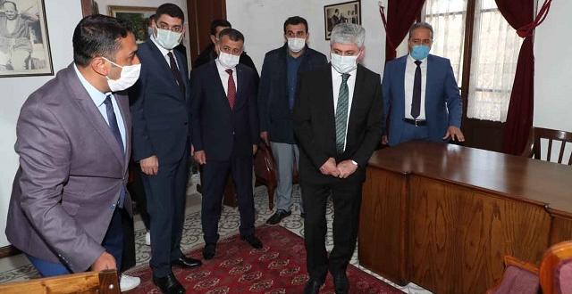 Vali Doğan’dan Cemil Meriç Kültür Evi’ne ziyaret