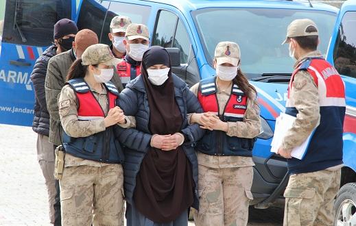 Rusya uyruklu DEAŞ’lı kadın sınırda yakalandı