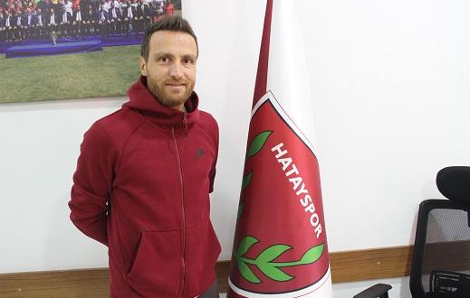 Mesut Çaytemel: “Tek düşüncem futbol beni bırakana kadar sahada olmak”