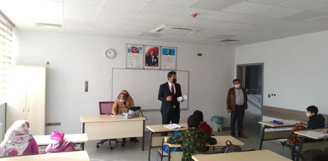 BAŞKAN YAVUZ DEPREMLE İLGİLİ EĞİTİM ÇALIŞMALARINI İHMAL ETMİYOR