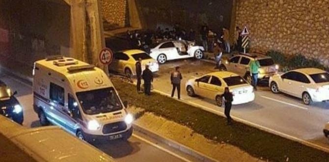 Hatay’da araç beton bloğa çarptı: 2 ağır yaralı