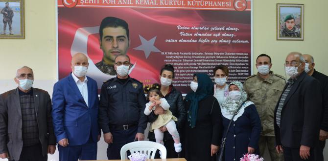 Şehit polis Anıl Kemal Kurtul adına kütüphane açıldı