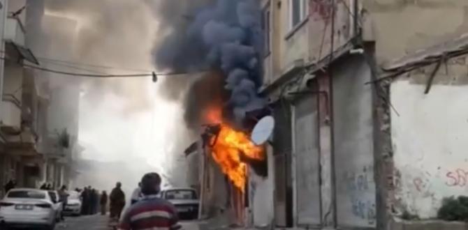 Hatay’da iş yeri yangını