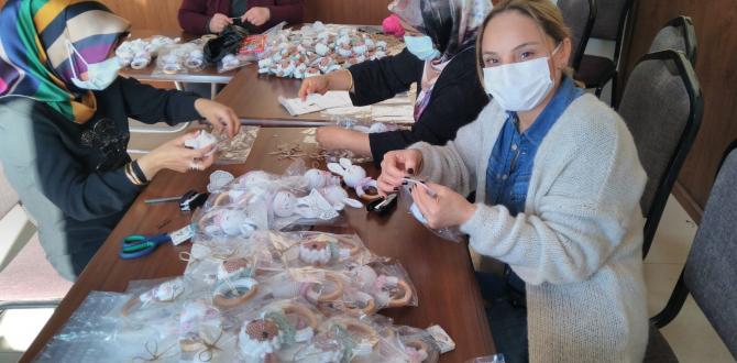 Amigurumi oyuncak yapmayı öğrendiler ABD’den sipariş aldılar