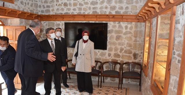 AK PARTİ HATAY İL BAŞKANI ADEM YEŞİLDAL ANTAKYA BELEDİYESİ EL SANATLARI MÜZESİNİ ZİYARET ETTİ