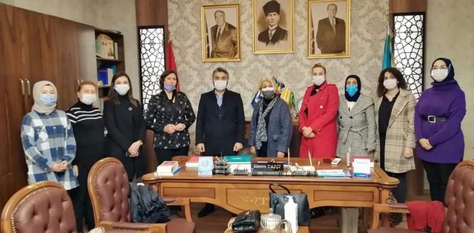 Taşçı: Kadın, ailenin nirengi noktasıdır