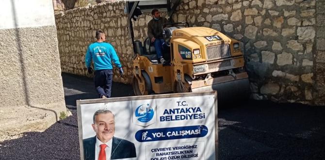 ANTAKYA BELEDİYESİ YOLLARI YENİLEMEYE DEVAM EDİYOR