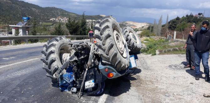 Altınözü’nde traktör devrildi: 2 yaralı