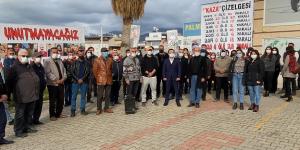 Freni boşalan tırın polis noktasındaki araçlara çarptığı kazada ölen 6 kişi anıldı
