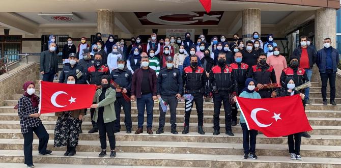 Lise öğrencilerinden polislere kavga ihbarıyla sürpriz