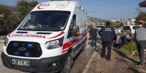 Pat pat ile otomobil çarpıştı: 1 yaralı