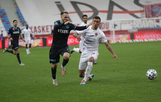 Ömer Erdoğan: “Son dakikada 1 puan almamız bizim açımızdan önemliydi”