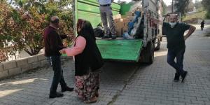 Hatay’da bir muhtar zenginden alıp fakire veriyor