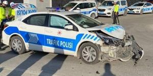 Hatay’da polis aracı ile otomobil çarpıştı: 4 yaralı