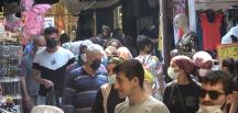 Hatay’da tam kapanmaya saatler kala vatandaşlar çarşıya akın etti
