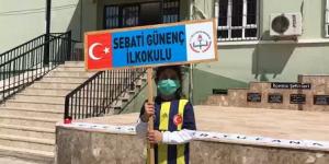 Ozan Tufan ve Rojin Tufan’dan “El Birliği Projesi” ile Hataylı öğrencilere kütüphane desteği