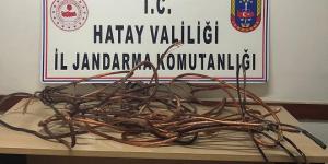 Trafoyu söküp bakır kablo çaldı