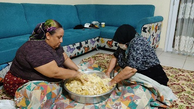 Kırıkhan’da bayramlık kömbe telaşı başladı