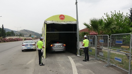 Uzun yola çıkacak sürücülere “Yaşam Tüneli”nde trafik eğitimi