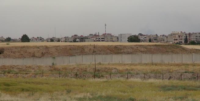 Suriye sınırı ‘güvenlik duvarı’ ile örüldü