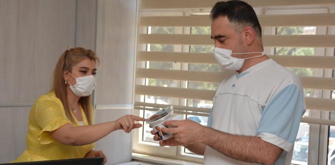 ANTAKYA BELEDİYESİ “KENDİN YETİŞTİR” SLOGANIYLA TOHUM DAĞITIMINA BAŞLADI