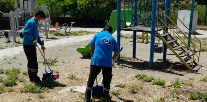 ANTAKYA BELEDİYESİ EKİPLERİNDEN KAPSAMLI TEMİZLİK ÇALIŞMASI