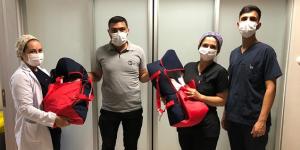 Suriyeli ikizler Türkiye’de şifa buldu