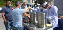 ANTAKYA BELEDİYESİ EKİPLERİNDEN SINAV ÖNCESİ ÇAY, SİMİT İKRAMI