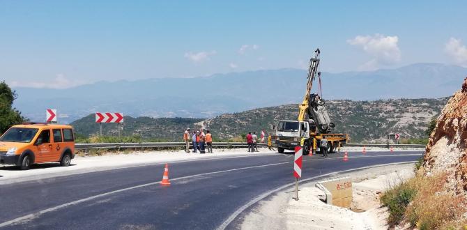 Hatay’da otomobil şarampole devrildi: 1 ölü, 4 yaralı