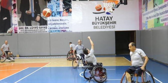 MAVİ-BEYAZLI BASKETBOLCULARDA HEDEF 1. LİG