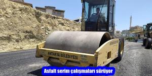 Asfalt serim çalışmaları sürüyor