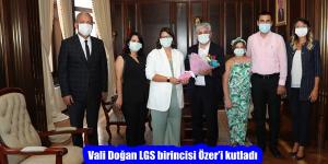 Vali Doğan LGS birincisi Özer’i kutladı