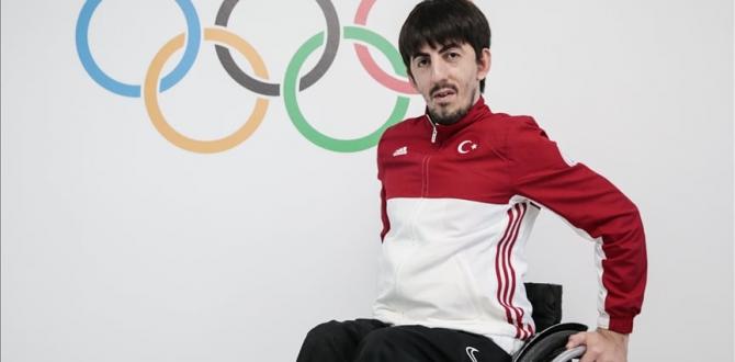 Zafer Bayramında gelen altın madalya