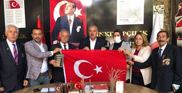 Başkan Yılmaz Gazilerle buluştu