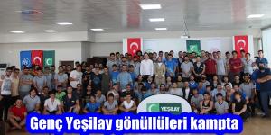 Genç Yeşilay gönüllüleri kampta