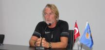 Riekerink: Gençleri izliyor ve onları keşfediyoruz