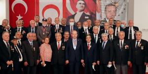 Ersin Tatar, Kıbrıs Gazileriyle buluştu
