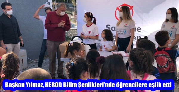 Başkan Yılmaz, HEROD Bilim Şenlikleri’nde öğrencilere eşlik etti