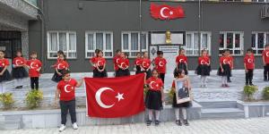 29 Ekim Cumhuriyet Bayramı salgın tedbirlerine riayet edilerek kutlandı